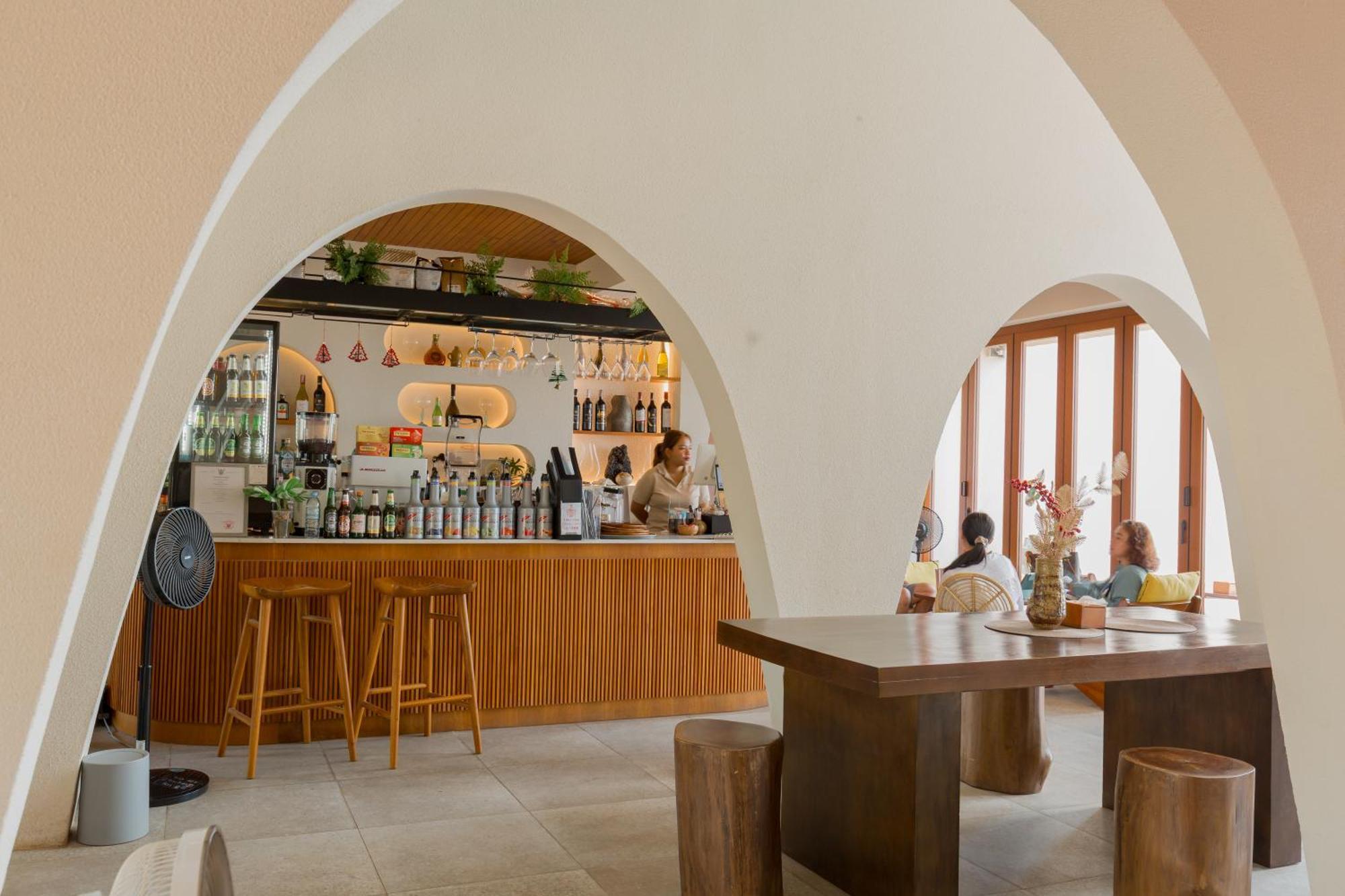 Tasana Bar And Luxury Resort Ko Lan Luaran gambar
